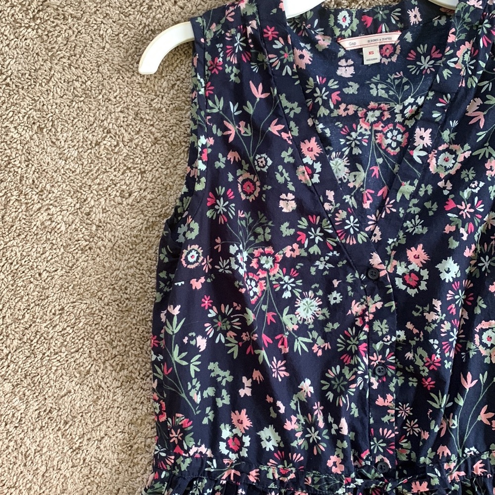 Floral dress from Gap. Size xs. - Picture 3 of 4